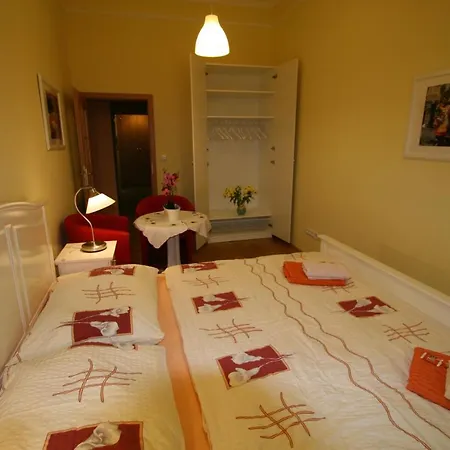 No. 12 Trziste 29 Apartment *