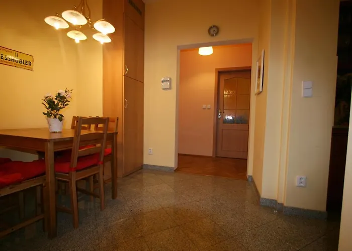 No. 12 Trziste 29