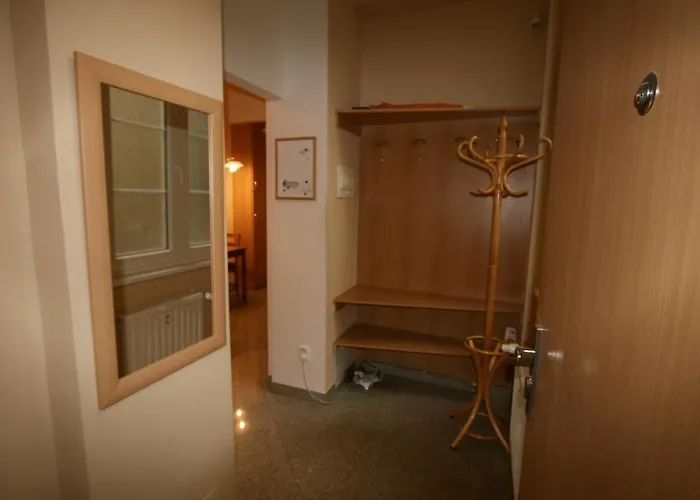 Appartement No. 12 Trziste 29 *